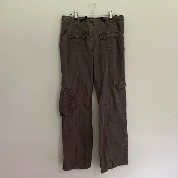 Brandy Melville Kim Cargo Pants Brown Utility Pants One Size - Picture 3 of 8
